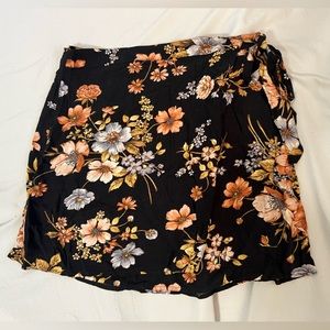American Eagle wrap-around skirt